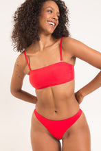 Carica l'immagine nel visualizzatore di Gallery, Image 09: Rio De Sol Ensemble Set Rouge Bandeau-Reto Nice-Fio