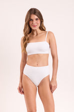 Carica l'immagine nel visualizzatore di Gallery, Image 06: Rio De Sol Bas Bottom Memphis-White Hotpants