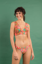 Carica l'immagine nel visualizzatore di Gallery, Image 10: Rio De Sol Haut Top Tropics Halter-Marina