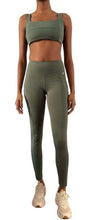 Carica l'immagine nel visualizzatore di Gallery, Product Front: Uv Line Fitness Bas Legging Fit Aspen Green Cactus Upf50+