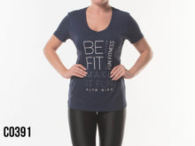Carica l'immagine nel visualizzatore di Gallery, Model Front: Alto Giro Fitness Haut T-Shirt Skin Fit Mak