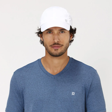 Carica l'immagine nel visualizzatore di Gallery, Model Front: Uv Line Casquette Cap Uv Pro Masc White Upf50+