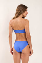 Carica l'immagine nel visualizzatore di Gallery, Model Back: Wednesday In Hawaii By Rio De Sol Ensemble Set Pacifica Lani Waikiki