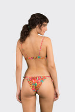 Carica l'immagine nel visualizzatore di Gallery, Model Back: Rio De Sol Ensemble Set Tropics Balconet-Tie Lacinho