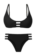 Carica l'immagine nel visualizzatore di Gallery, Product Front: Rio De Sol Ensemble Set Bora-Black Bra-Trio Madrid-Trio