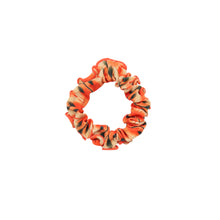 Carica l'immagine nel visualizzatore di Gallery, Product Front: Rio De Sol Chouchou Maracai Scrunchie