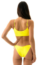 Carica l'immagine nel visualizzatore di Gallery, Model Back: Rio De Sol Bas Bottom Strega Bra Comfort