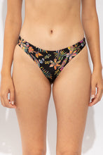Carica l'immagine nel visualizzatore di Gallery, Gallery: Rio De Sol Bas Bottom Flora Essential-Comfy