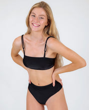 Carica l'immagine nel visualizzatore di Gallery, Gallery: Rio De Sol Ensemble Set Shimmer-Black Bandeau-Reto Hotpants