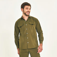 Carica l'immagine nel visualizzatore di Gallery, Model Front: Uv Line Fitness Haut Tenerife Verde Militar Upf50+