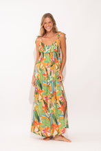 Carica l'immagine nel visualizzatore di Gallery, Model Front: Rio De Sol Vêtement De Plage Tropical Long Dress Chiara
