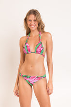 Carica l'immagine nel visualizzatore di Gallery, Model Front: Rio De Sol Haut Top Parrots Mel