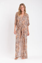 Carica l'immagine nel visualizzatore di Gallery, Model Front: Rio De Sol Vêtement De Plage Leopard Long Dress