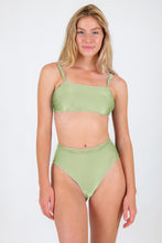 Carica l'immagine nel visualizzatore di Gallery, Model Front: Rio De Sol Haut Top Oliva Bandeau-Reto