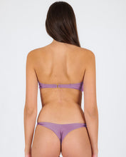 Carica l'immagine nel visualizzatore di Gallery, Image 06: Rio De Sol Ensemble Set Shimmer-Harmonia Bandeau-Knot Nice-Fio