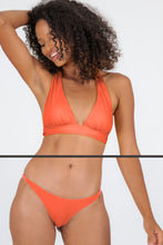 Carica l'immagine nel visualizzatore di Gallery, Gallery: Rio De Sol Ensemble Set Light-Peach Halter-Cos Leblon-Fio