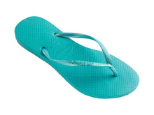 Carica l'immagine nel visualizzatore di Gallery, Model Front: Havaianas Tongs Havaianas Slim Pool Green