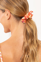 Carica l'immagine nel visualizzatore di Gallery, Image 03: Rio De Sol Chouchou Ditsy-Butter Scrunchie