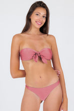 Carica l'immagine nel visualizzatore di Gallery, Gallery: Rio De Sol Ensemble Set Shimmer-Confetti Bandeau-Knot Nice-Fio