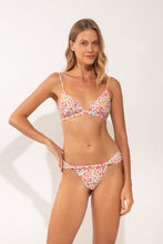 Carica l'immagine nel visualizzatore di Gallery, Model Front: Rio De Sol Ensemble Set Ditsy-Sky Tri-Fixo Eden