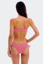 Carica l'immagine nel visualizzatore di Gallery, Model Back: Rio De Sol Haut Top Confetti Bandeau-Reto