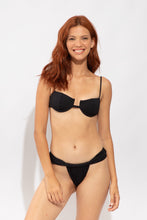 Carica l'immagine nel visualizzatore di Gallery, Model Front: Rio De Sol Bas Bottom Solar-Black Eden