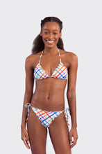 Carica l'immagine nel visualizzatore di Gallery, Model Front: Rio De Sol Haut Top Square Frufru