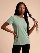 Carica l'immagine nel visualizzatore di Gallery, Gallery: Uv Line T-Shirt T-Shirt Fem New Fit Mix Green Upf50+