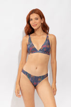 Carica l'immagine nel visualizzatore di Gallery, Model Front: Rio De Sol Bas Bottom Coqueiro Essential-Comfy