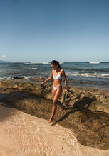 Carica l'immagine nel visualizzatore di Gallery, Image 12: Wednesday In Hawaii By Rio De Sol Bas Bottom Pua-Pacifica Waimea
