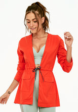 Carica l'immagine nel visualizzatore di Gallery, Model Front: Alto Giro Fitness Haut Jaqueta Tricoline Co2 Over