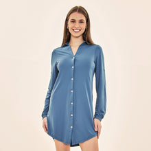 Carica l'immagine nel visualizzatore di Gallery, Model Front: Uv Line Chemise Shirtdress Copenhagen Fem Steel Upf50+