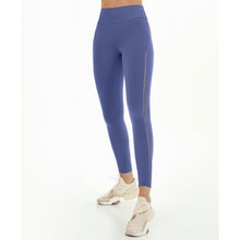 Carica l'immagine nel visualizzatore di Gallery, Model Front: Alto Giro Fitness Bas Legging Bodytex Com Elastico Vazado Azul Moonlight