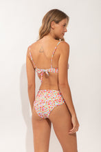 Carica l'immagine nel visualizzatore di Gallery, Model Back: Rio De Sol Bas Bottom Ditsy-Sky Amy