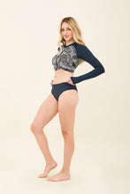 Carica l'immagine nel visualizzatore di Gallery, Image 02: Uv Line Ensemble Set Dalia Marinho Upf50+