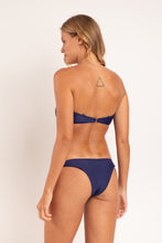 Carica l'immagine nel visualizzatore di Gallery, Model Back: Rio De Sol Haut Top Touch-Marinho Sara