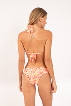 Carica l'immagine nel visualizzatore di Gallery, Model Back: Rio De Sol Ensemble Set Ditsy-Butter Mel