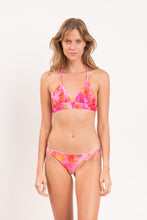 Carica l'immagine nel visualizzatore di Gallery, Model Front: Rio De Sol Ensemble Set Joyful Tri-Cos Leblon