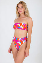 Carica l'immagine nel visualizzatore di Gallery, Image 04: Rio De Sol Ensemble Set Antelope Bandeau-Reto Hotpant-Cos