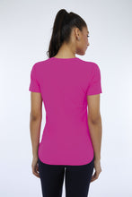 Carica l'immagine nel visualizzatore di Gallery, Model Back: Alto Giro Fitness Haut T-Shirt Skin Fit Inspiracionais Pink Choque