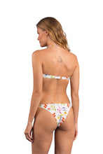 Carica l'immagine nel visualizzatore di Gallery, Model Back: Rio De Sol Ensemble Set Countryside Bandeau-Joy Leblon