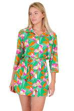 Carica l'immagine nel visualizzatore di Gallery, Model Front: Rio De Sol Chemise Green Bloom Chemise