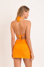 Carica l'immagine nel visualizzatore di Gallery, Model Back: Rio De Sol Jupe De Page Dots-Mango Skirt-Knot