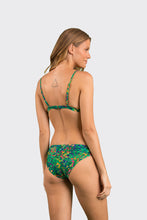 Carica l'immagine nel visualizzatore di Gallery, Model Back: Rio De Sol Bas Bottom Wilds Essential-Comfy