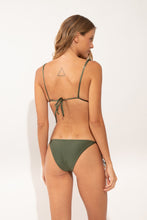 Carica l'immagine nel visualizzatore di Gallery, Model Back: Rio De Sol Bas Bottom Shimmer-Croco Ibiza-Comfy-Gold
