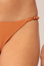 Carica l'immagine nel visualizzatore di Gallery, Image 06: Rio De Sol Bas Bottom Shimmer-Nocciola Cheeky-Noa
