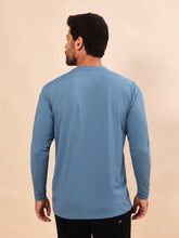 Carica l'immagine nel visualizzatore di Gallery, Model Back: Uv Line T-Shirt Longsleeve Uvpro Masc Indigo Upf50+
