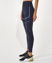 Carica l'immagine nel visualizzatore di Gallery, Image 02: Alto Giro Fitness Bas Legging Hyper Linhas Fusionadas Preto