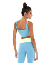 Carica l'immagine nel visualizzatore di Gallery, Model Back: Alto Giro Fitness Haut Top Blackout Costas Regata Azul Waters