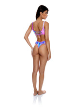 Carica l'immagine nel visualizzatore di Gallery, Model Back: Luli Fama Haut Top Strappy Blue Pink